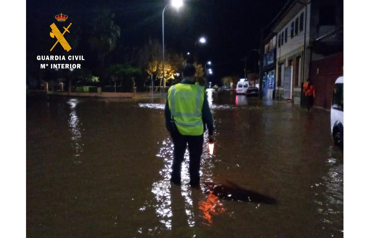 Numerosas Actuaciones De Auxilio De La Guardia Civil Por Las Fuertes numerosas-actuaciones-de-auxilio-de-la-guardia-civil-por-las-fuertes